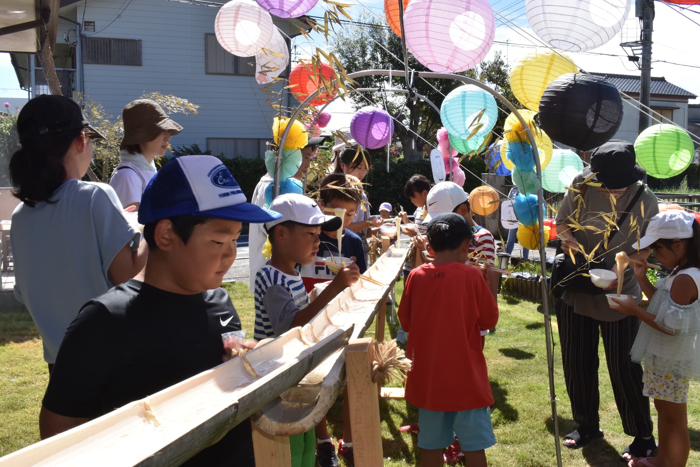 The thumbnail image of 歯医者なのに、少し変わったことをしています　Why a Dental Clinic Hosts a Nagashi Somen Event