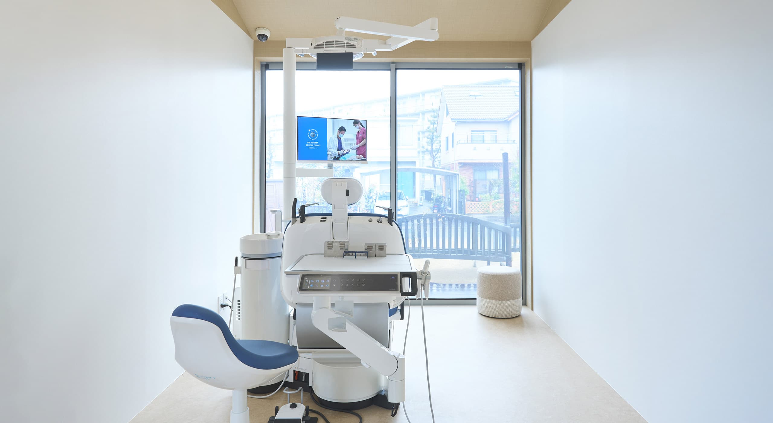 cover image of TREATMENT / 診察内容